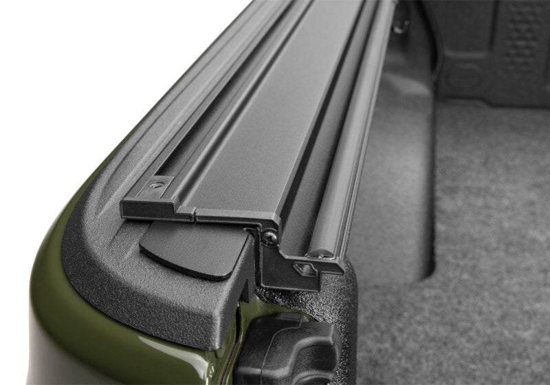 BAK 15-20 Ford F-150 6.7ft. Bed BAKFlip MX4 TS