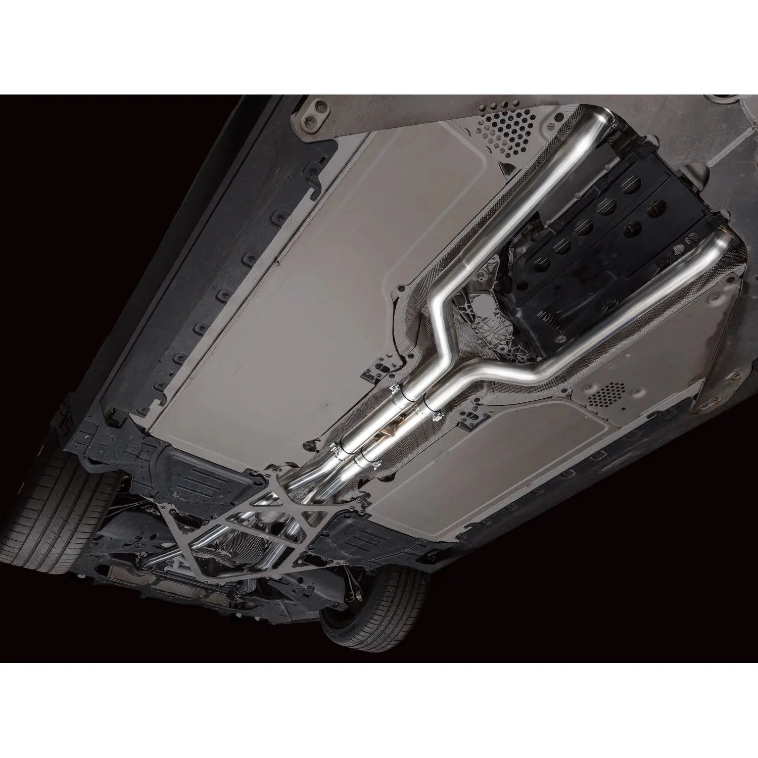 AWE Tuning Track Edition Catback Exhaust w/ Diamond Black Tips for 2024+ BMW G90/G99 M5