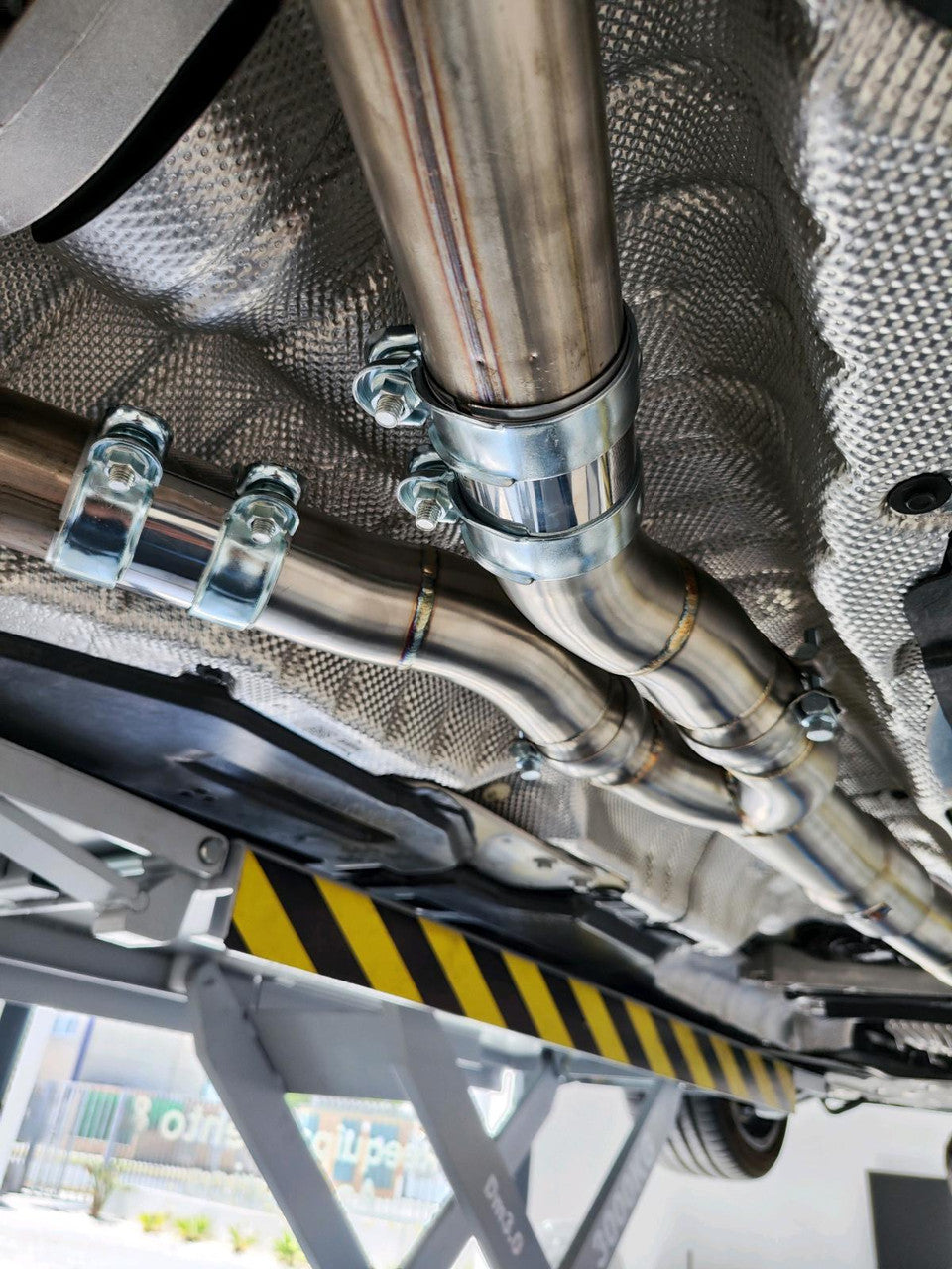 MAD BMW G8X M3 M4 S58 Resonated Single Midpipe (Brace Included)