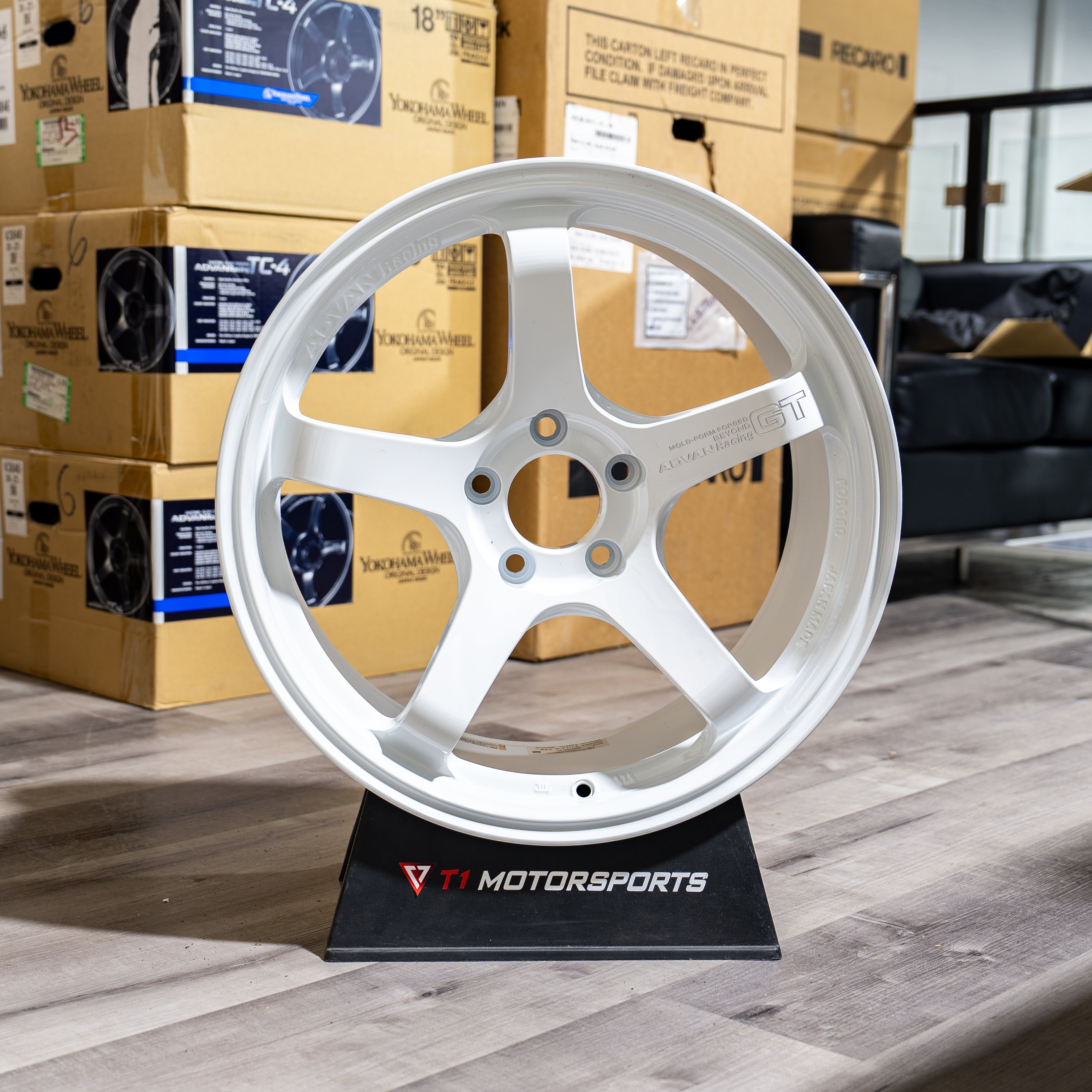 Yokohama Wheel ADVAN Racing GT BEYOND - 18x10 / 5x114.3 / +35 - Racing White (WRX/STI/EVO/S2000)