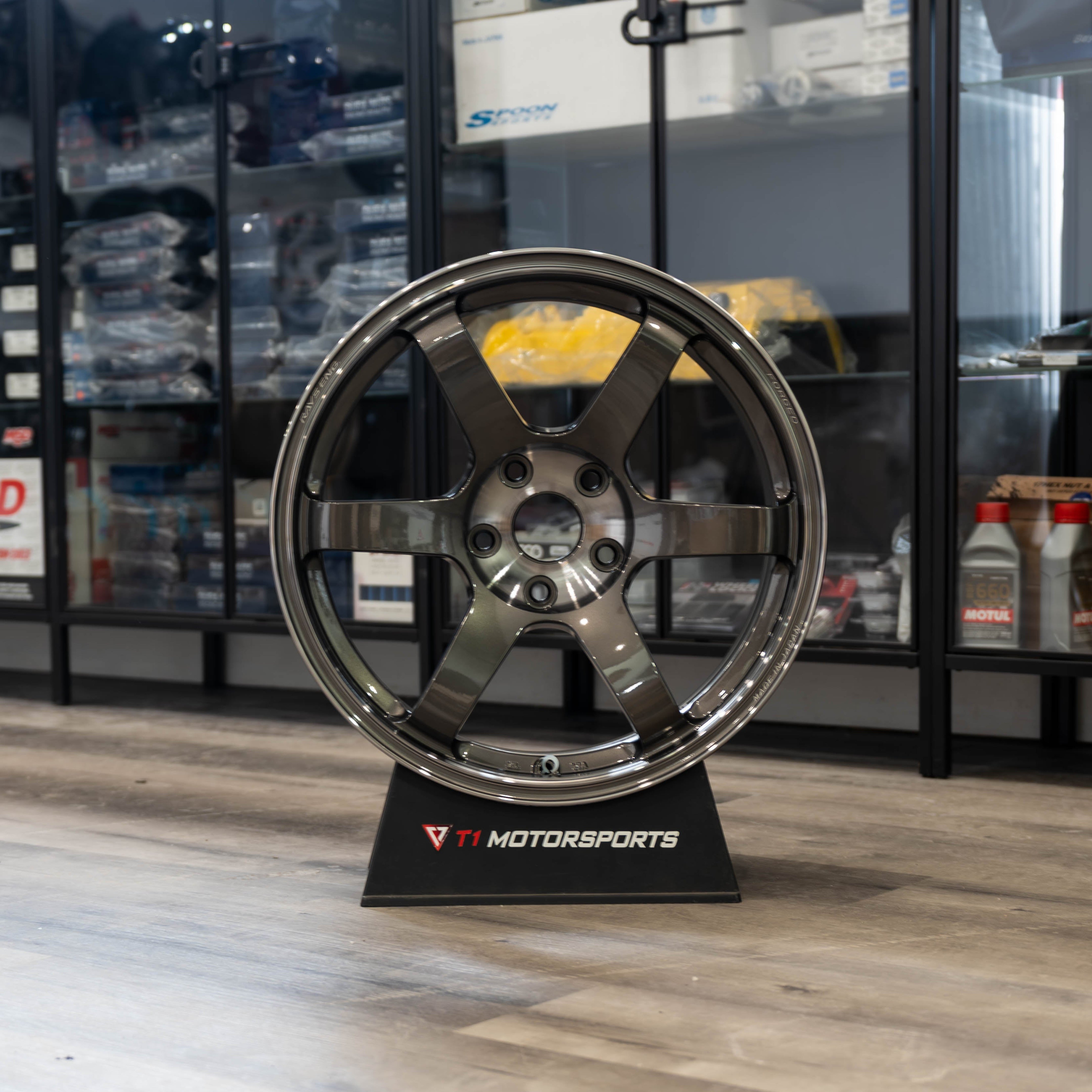 RAYS Volk Racing TE37 SAGA SL - 18x9.5 / 5x120 / +38 - Pressed Graphite (FL5/FK8 Civic Type R)