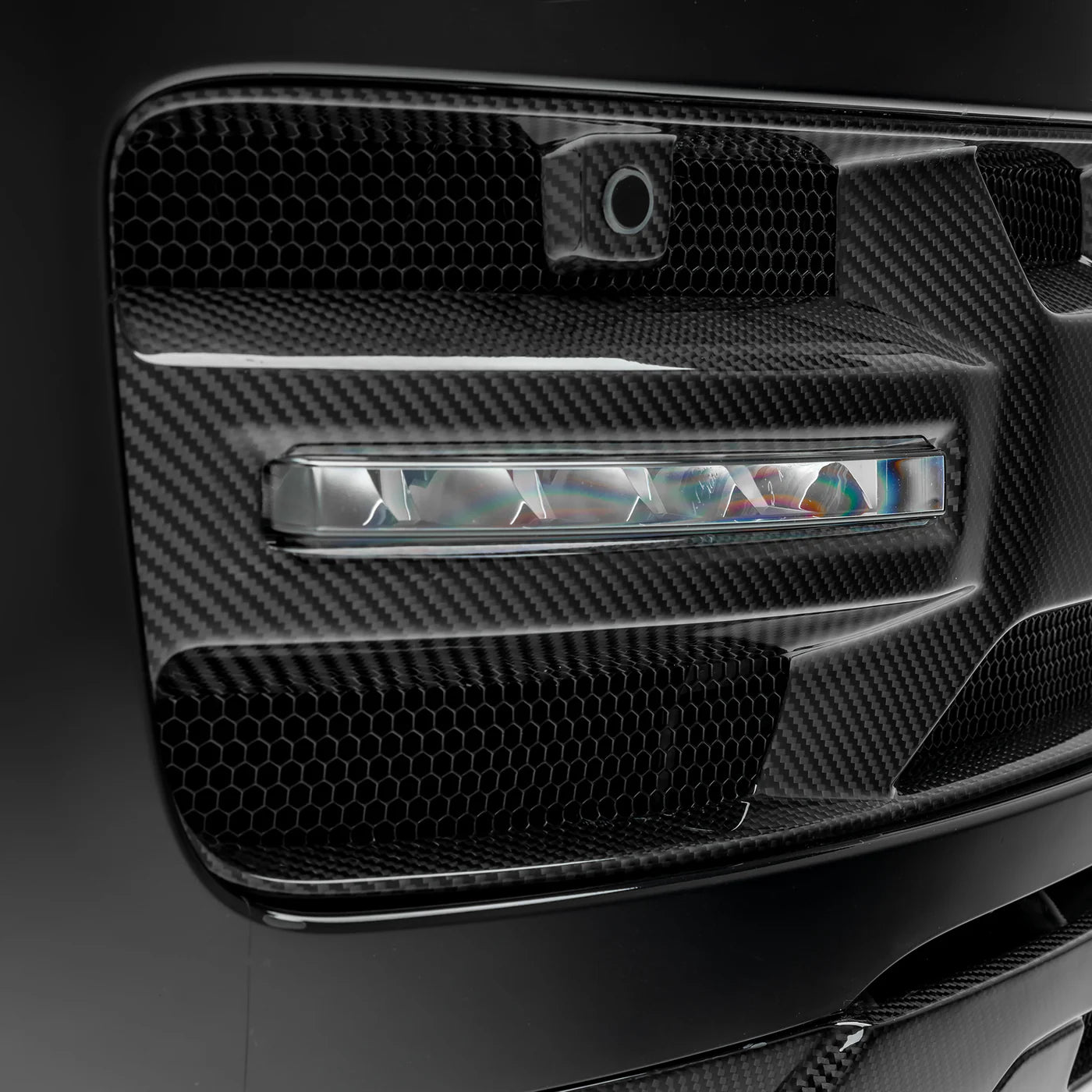 Vorsteiner Carbon Fiber Front Middle Grille - 2024+ Land Rover Range Rover L460