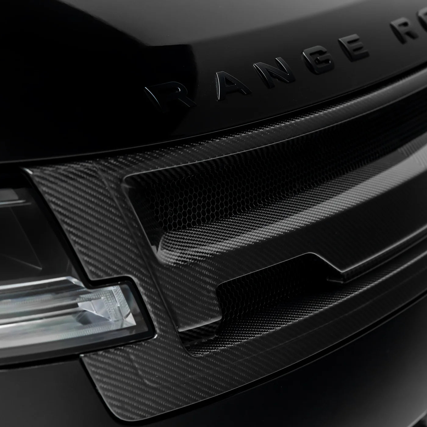 Vorsteiner Carbon Fiber Front Upper Grille - 2024+ Land Rover Range Rover L460