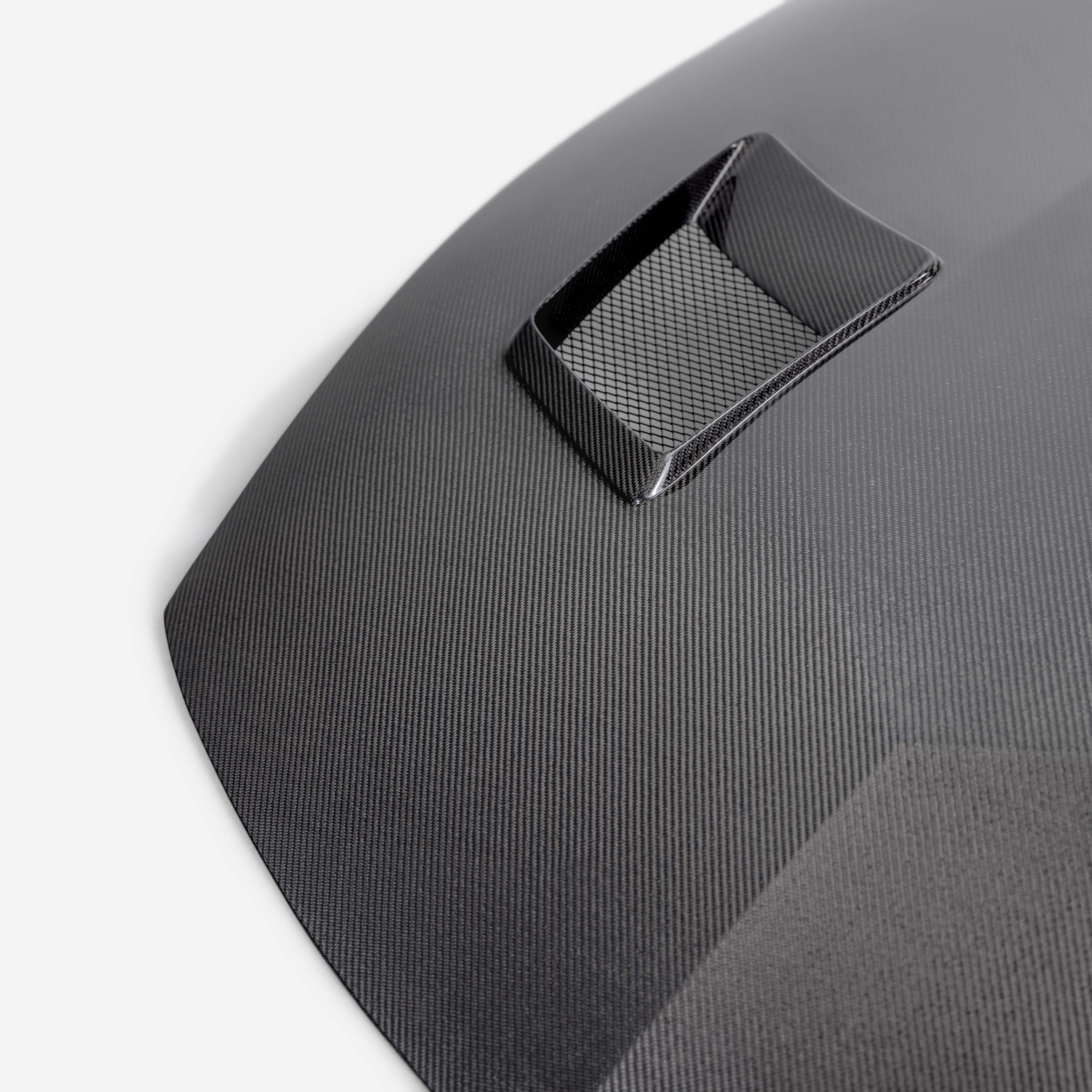 Seibon GT-Style Carbon Fiber Hood - 2023-2024 Nissan Z