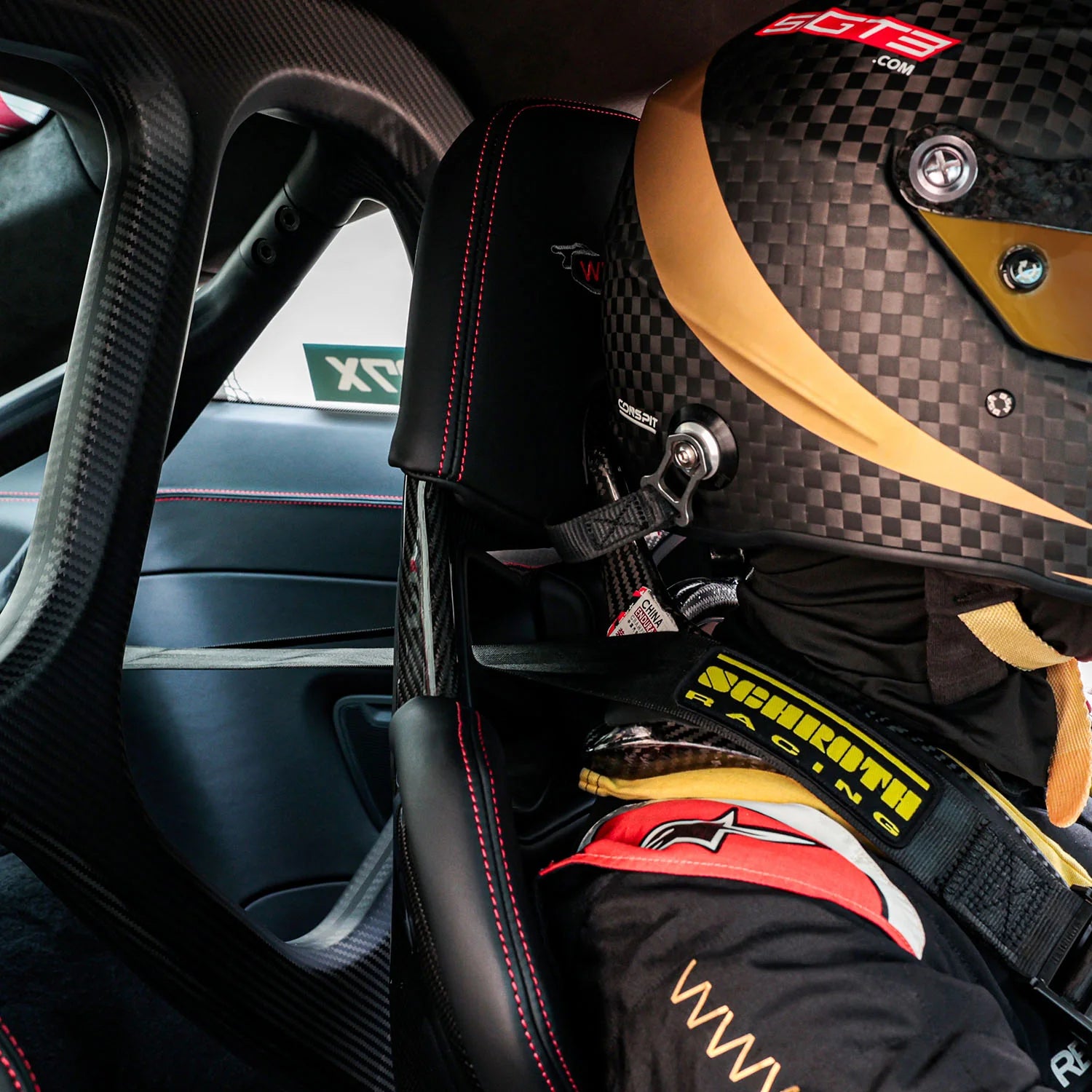 Silver Rocket SR Seamless Dry Carbon Fiber Roll Cage - 2022+ Porsche 992 GT3/GT3RS