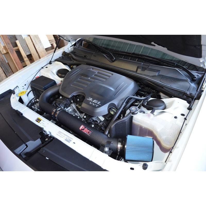 Injen 11-14 Chrysler 300/Dodge Charger/Challenger V6 3.6L Pentastar w/MR Tech&Heat Shield Wrinkle Bl - T1 Motorsports