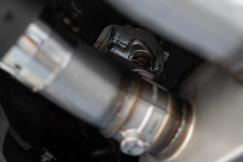 MBRP 18-20 Ford Mustang GT 5.0 w/ Quad Tip Active Exhaust Cat Back Split Rear T304 w/ Carb Fib Tips - T1 Motorsports