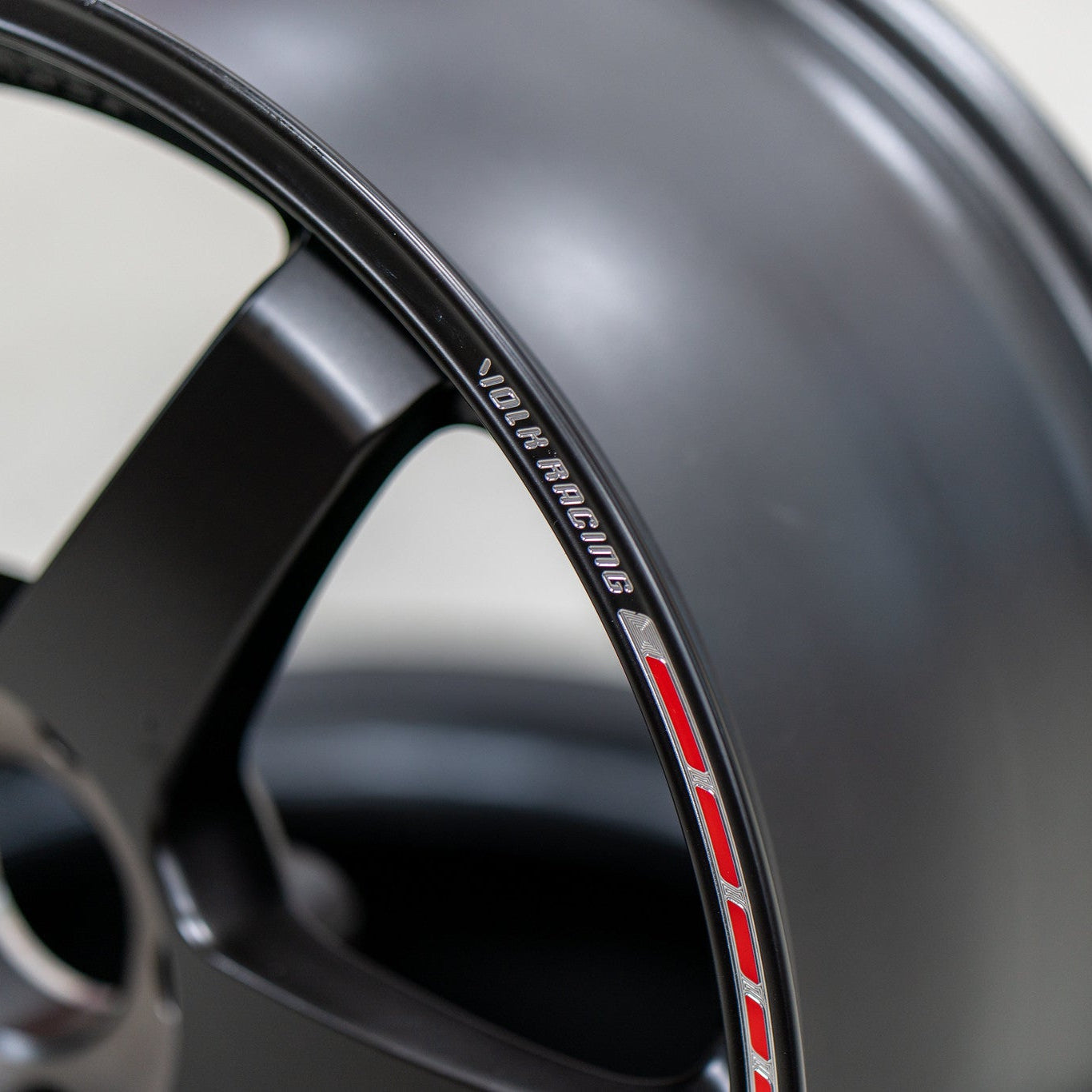 Rays Volk Racing Te37 SL Black Edition III - 18x9.5 / 5x120 / Offset +39 - Honda FK8 Type R Spec - T1 Motorsports