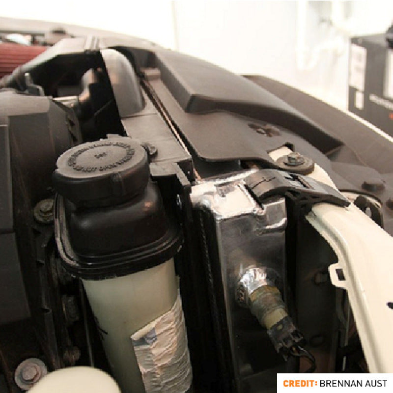 Mishimoto 92-99 BMW E36 Manual Aluminum Radiator - T1 Motorsports
