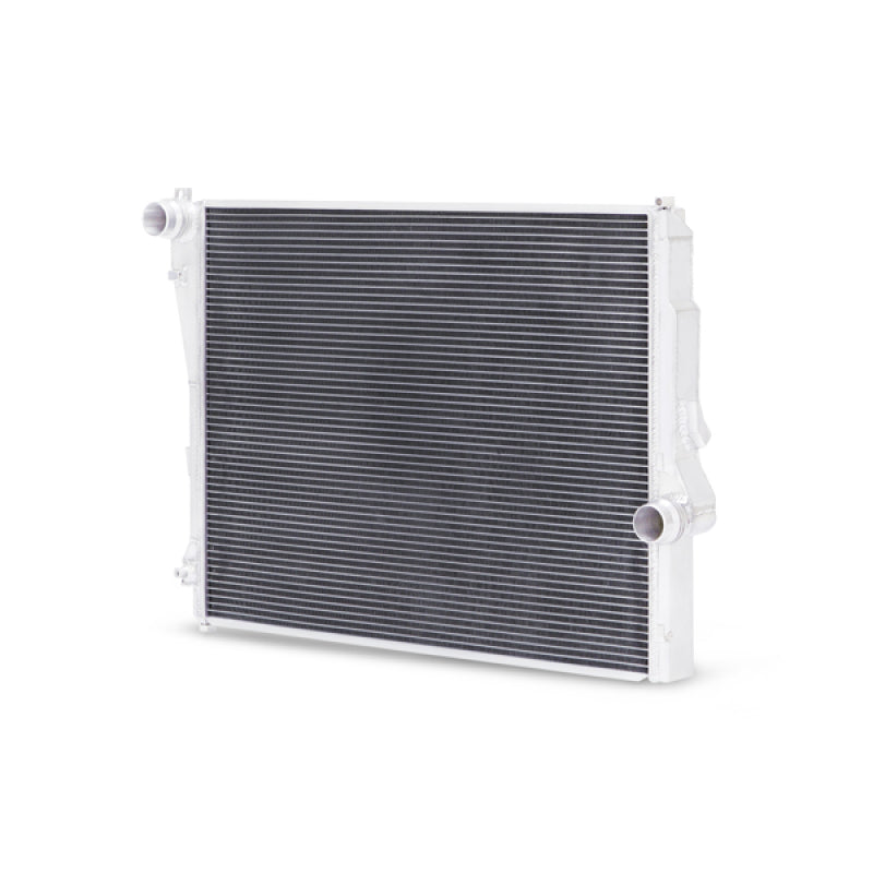 Mishimoto 99-06 BMW 323i/323i/328i/330i Performance Aluminum Radiator - T1 Motorsports