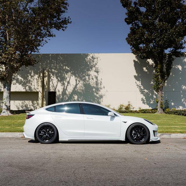 EVS Tuning ESC01 Wheels (Set of Four) - 19x9.0 / +35 / 5x114.3 (Nebulous Black) - T1 Motorsports