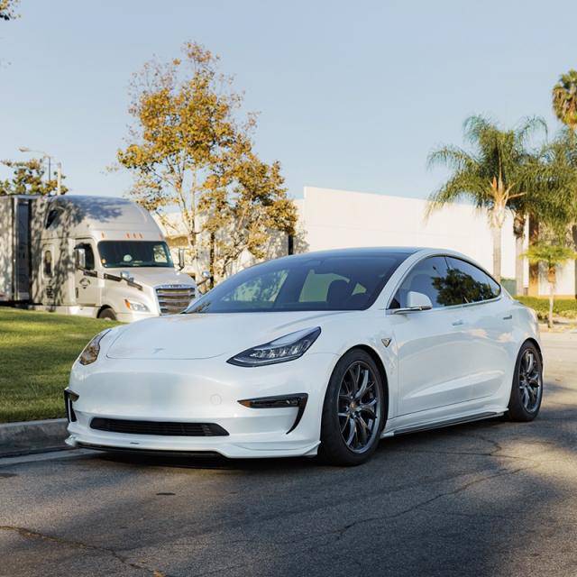 EVS Tuning ESC01 Wheels (Set of Four) - 19x9.0 / +35 / 5x114.3 (Dark Gunmetallic) - T1 Motorsports