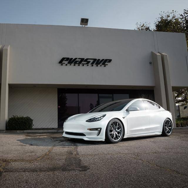 EVS Tuning ESC01 Wheels (Set of Four) - 19x9.0 / +35 / 5x114.3 (Dark Gunmetallic) - T1 Motorsports
