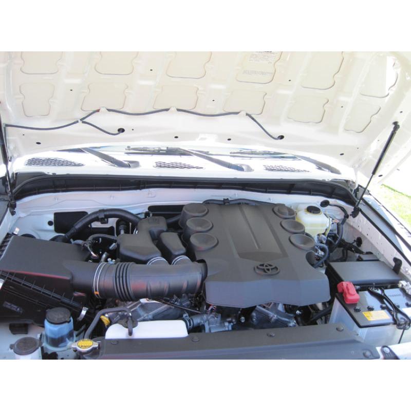 K&N 10 Toyota 4 Runner 4.0L V6 / 2010 FJ Cruiser 4.0L-V6 Drop In Air Filter