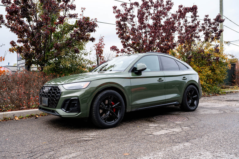 Audi SQ5 x R230 Gloss Black