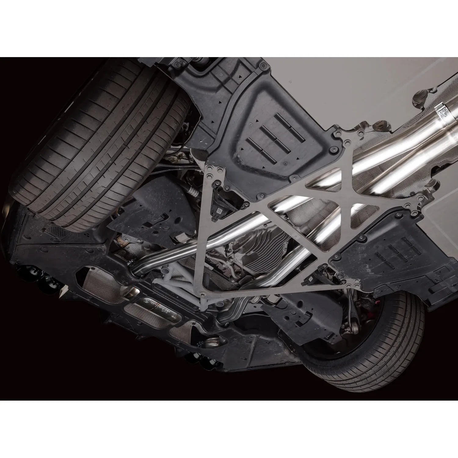 AWE Tuning Touring Edition Catback Exhaust w/ Diamond Black Tips for 2024+ BMW G90/G99 M5