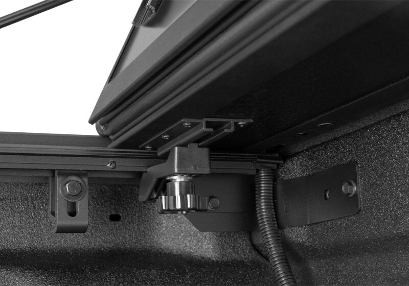 BAK 15-20 Ford F-150 6.7ft. Bed BAKFlip MX4 TS