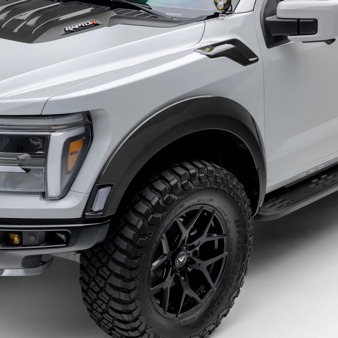 Vorsteiner Carbon Fiber Fender Flares  - 2023+ Ford F-150 Raptor R