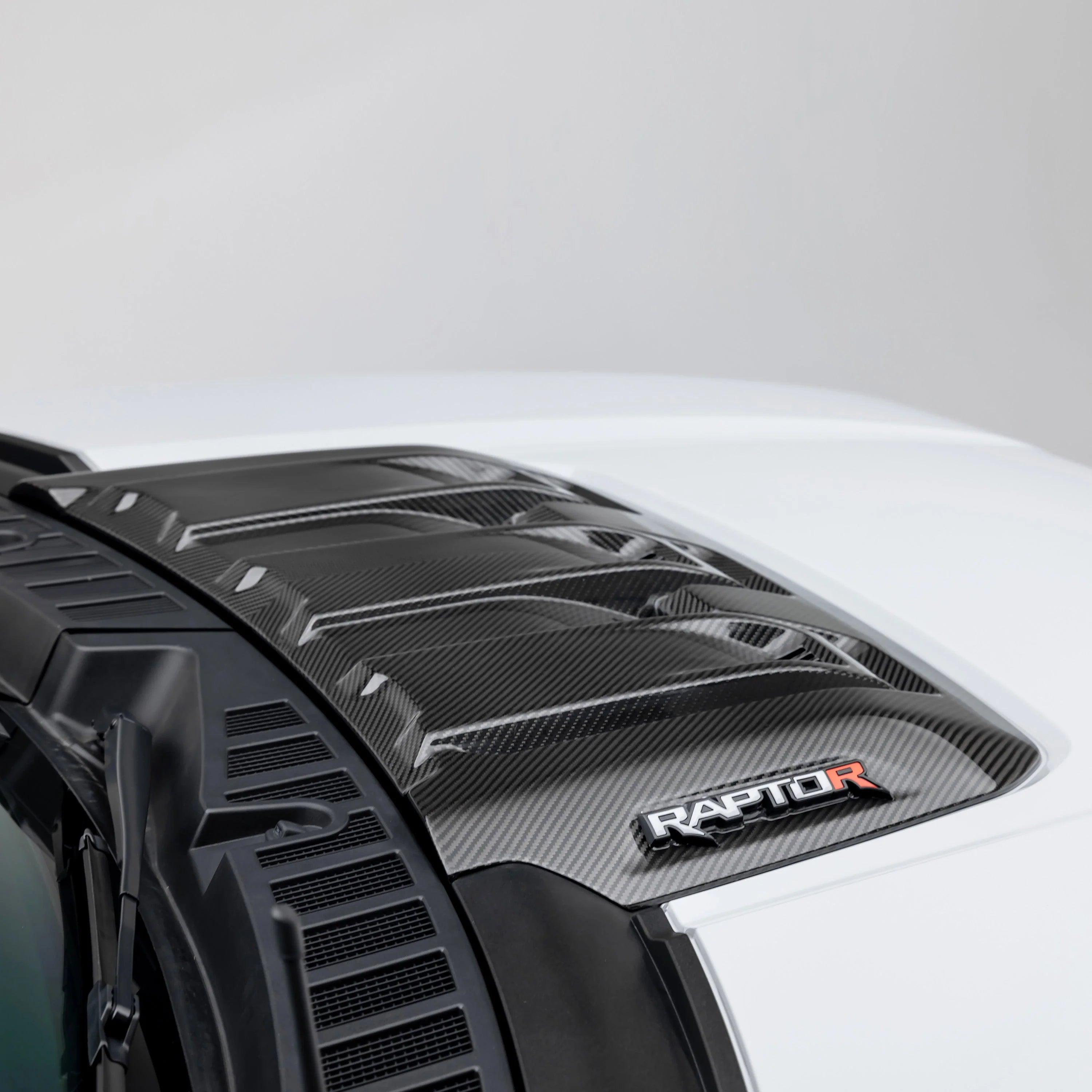 Vorsteiner Carbon Fiber Hood Trim Scoop  - 2023+ Ford F-150 Raptor R