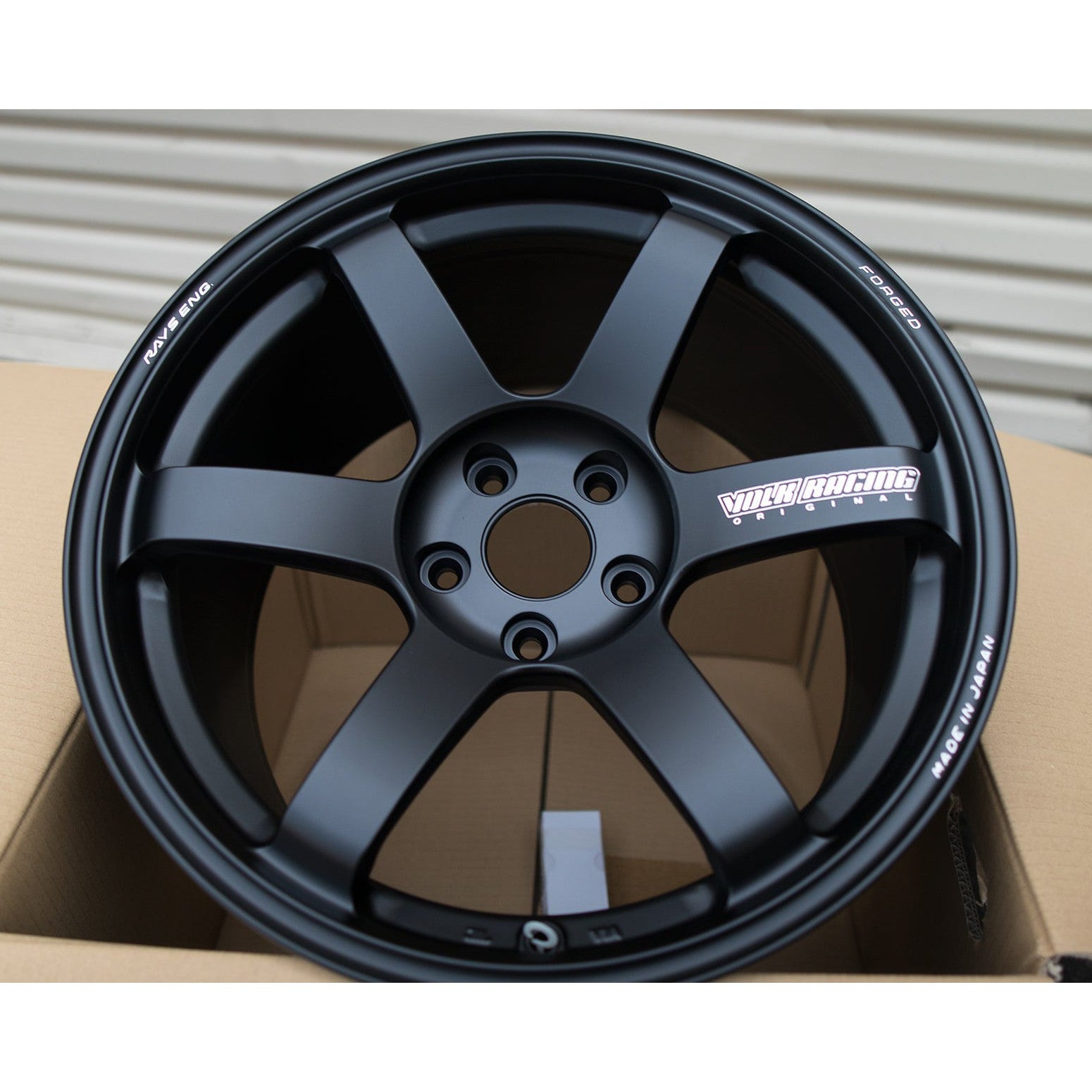 Rays Volk Racing TE37 Saga S-Plus - 18x9.5 / 5x100 / +38 - Matte Black ...
