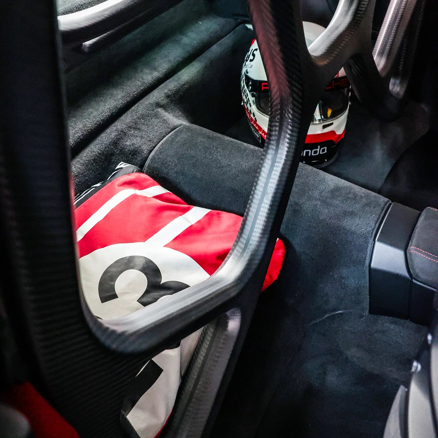 Silver Rocket SR Seamless Dry Carbon Fiber Roll Cage - 2022+ Porsche 992 GT3/GT3RS