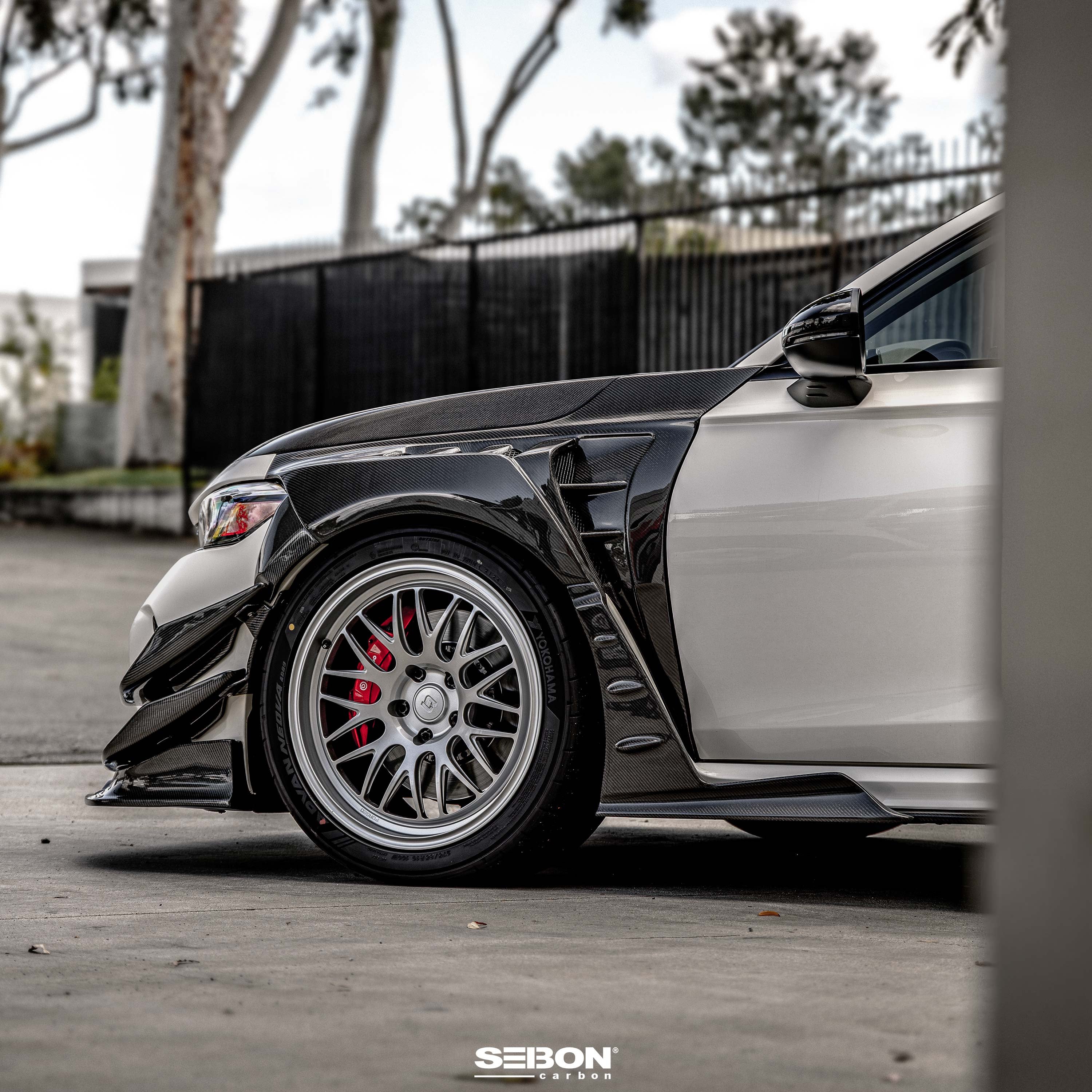 Seibon MB-Style Carbon Fiber Fenders - 2023-2025 Honda Civic Type R (20mm Wider)