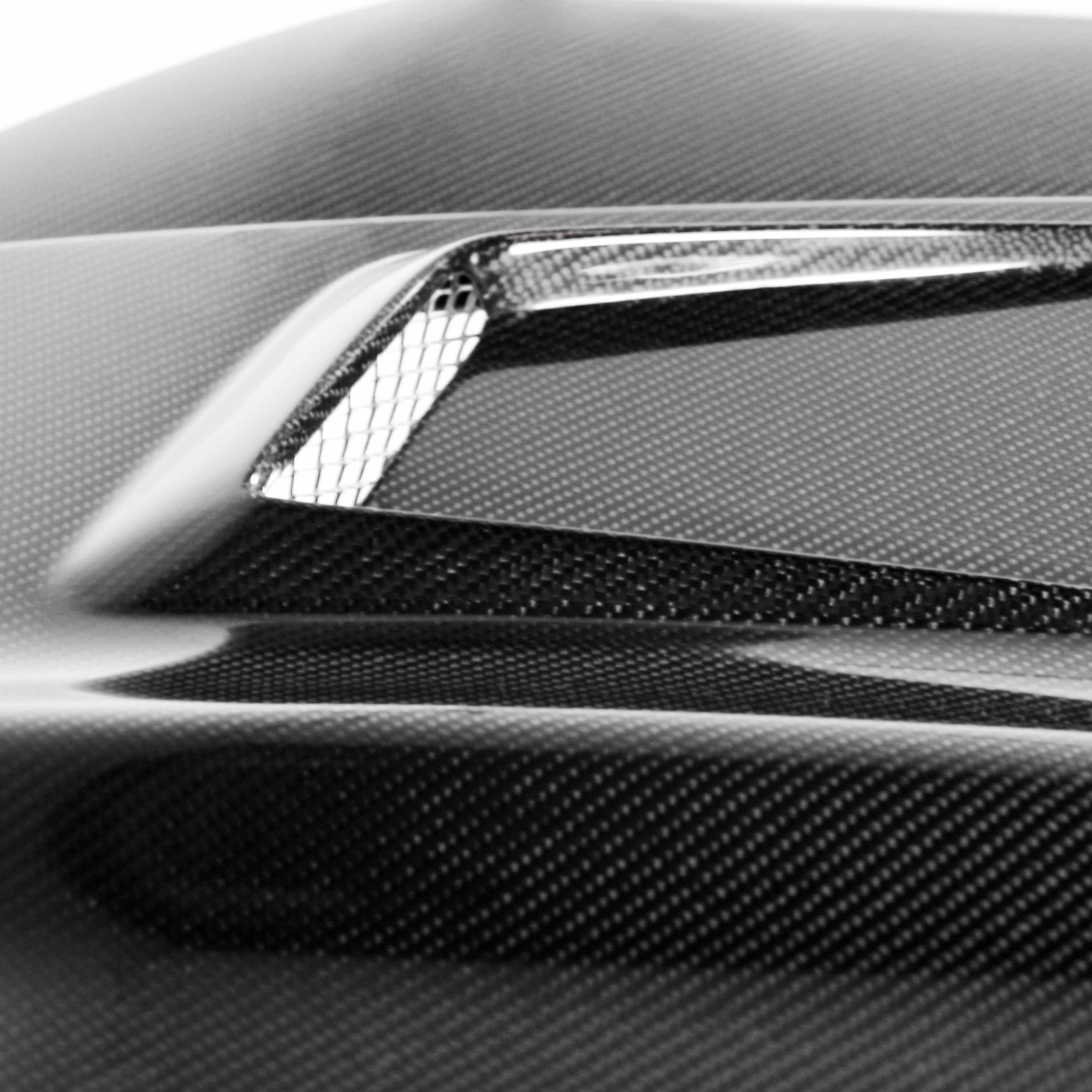 Seibon GT-Style Carbon Fiber Hood - 2008-2011 Mercedes Benz C63 (Does Not Fit Standard C-Class)