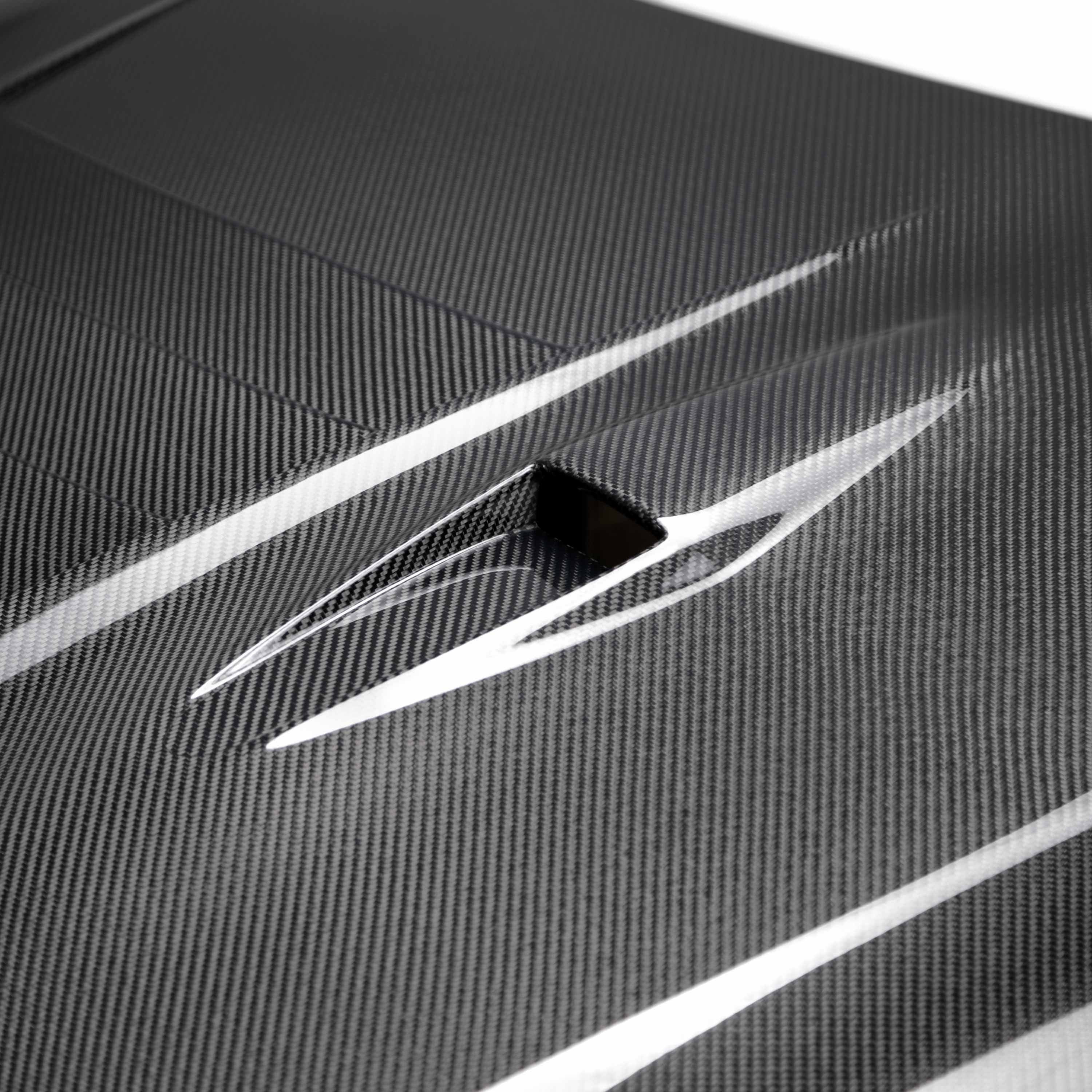 Seibon DS-Style Carbon Fiber Hood - 2009-2016 Nissan GTR