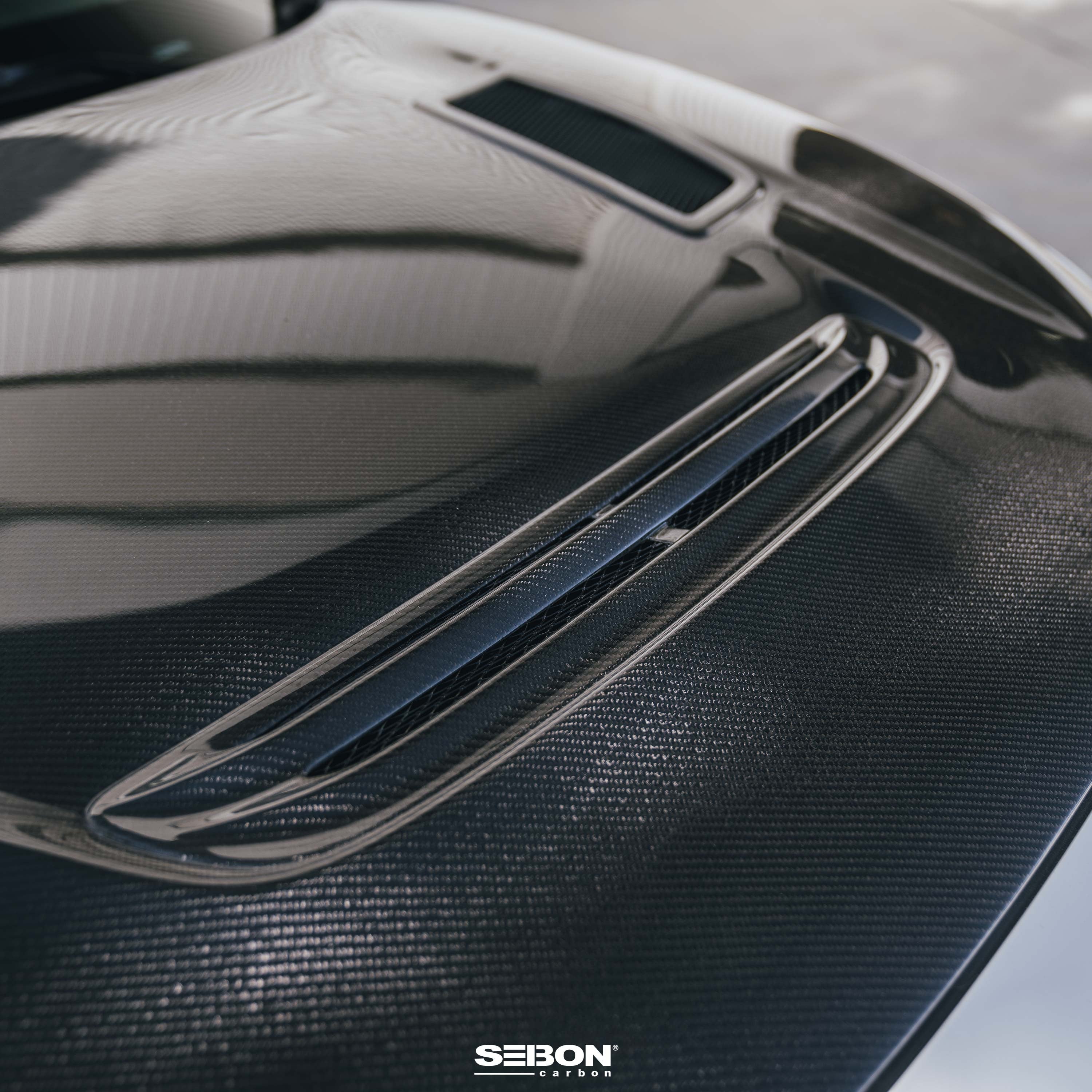 Seibon GT-Style Double Sided Carbon Fiber Hood - 2023-2025 Honda Civic Type R