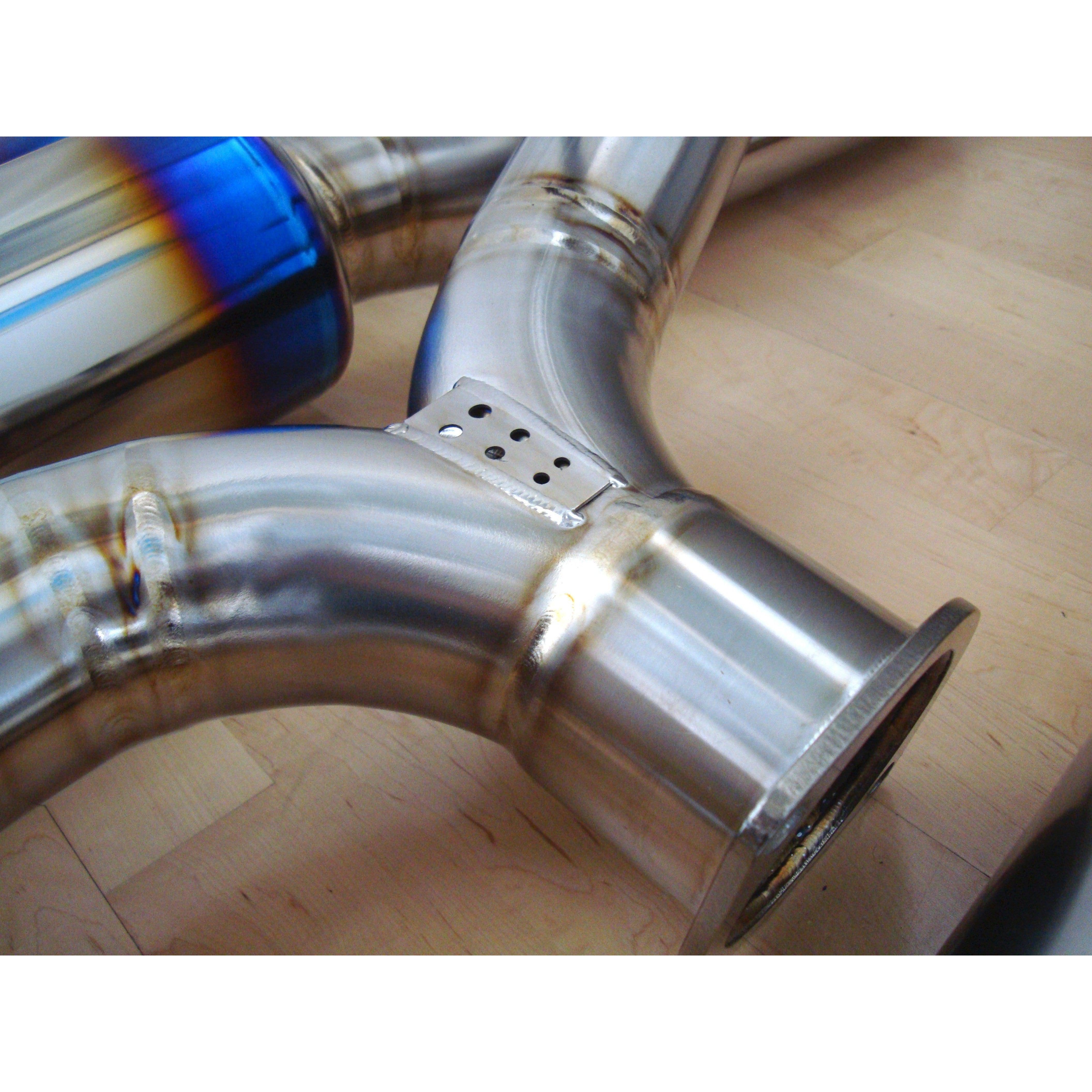 Amuse R1 Titan Extra 90mm Catback Exhaust with Gold Ring for Nissan GT-R (R35) - T1 Motorsports