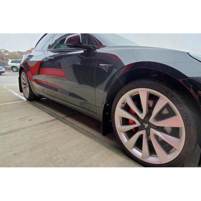 Rally Armor 17-22 Tesla Model 3 Black UR Mud Flap w/ Dark Grey Logo