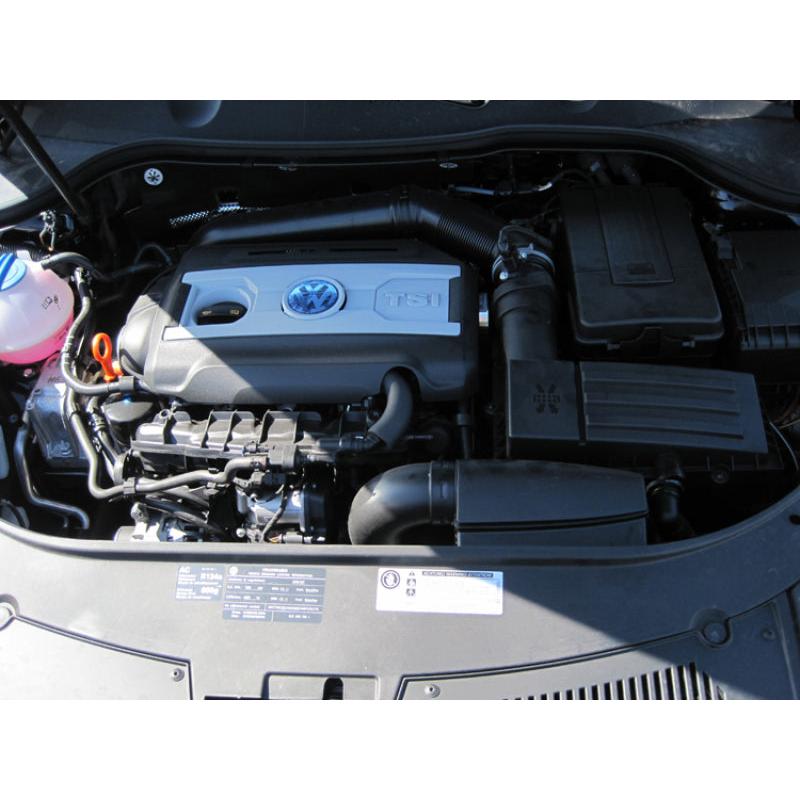 K&N 05-10 VW Jetta/Passat / 07-10 Tiguan / 09-10 GTi / 06-09 EOS Drop In Air Filter