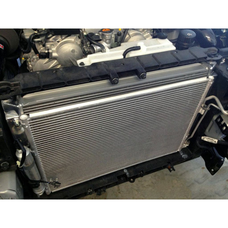 Mishimoto 09+ Nissan 370Z Manual Radiator - T1 Motorsports