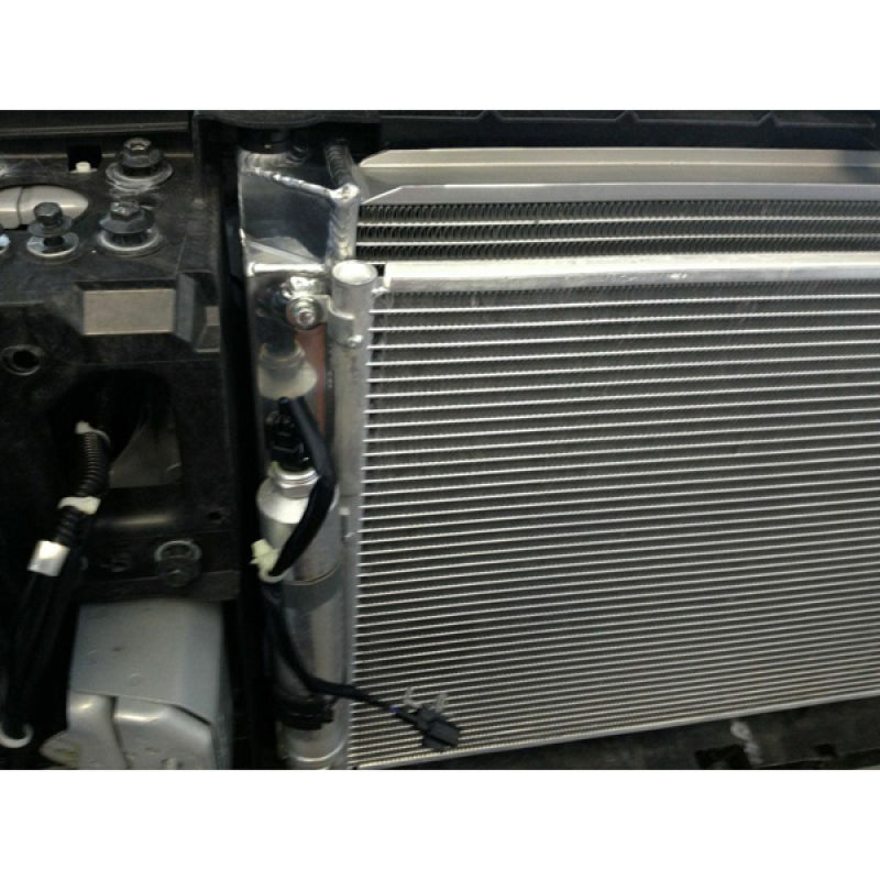 Mishimoto 09+ Nissan 370Z Manual Radiator - T1 Motorsports